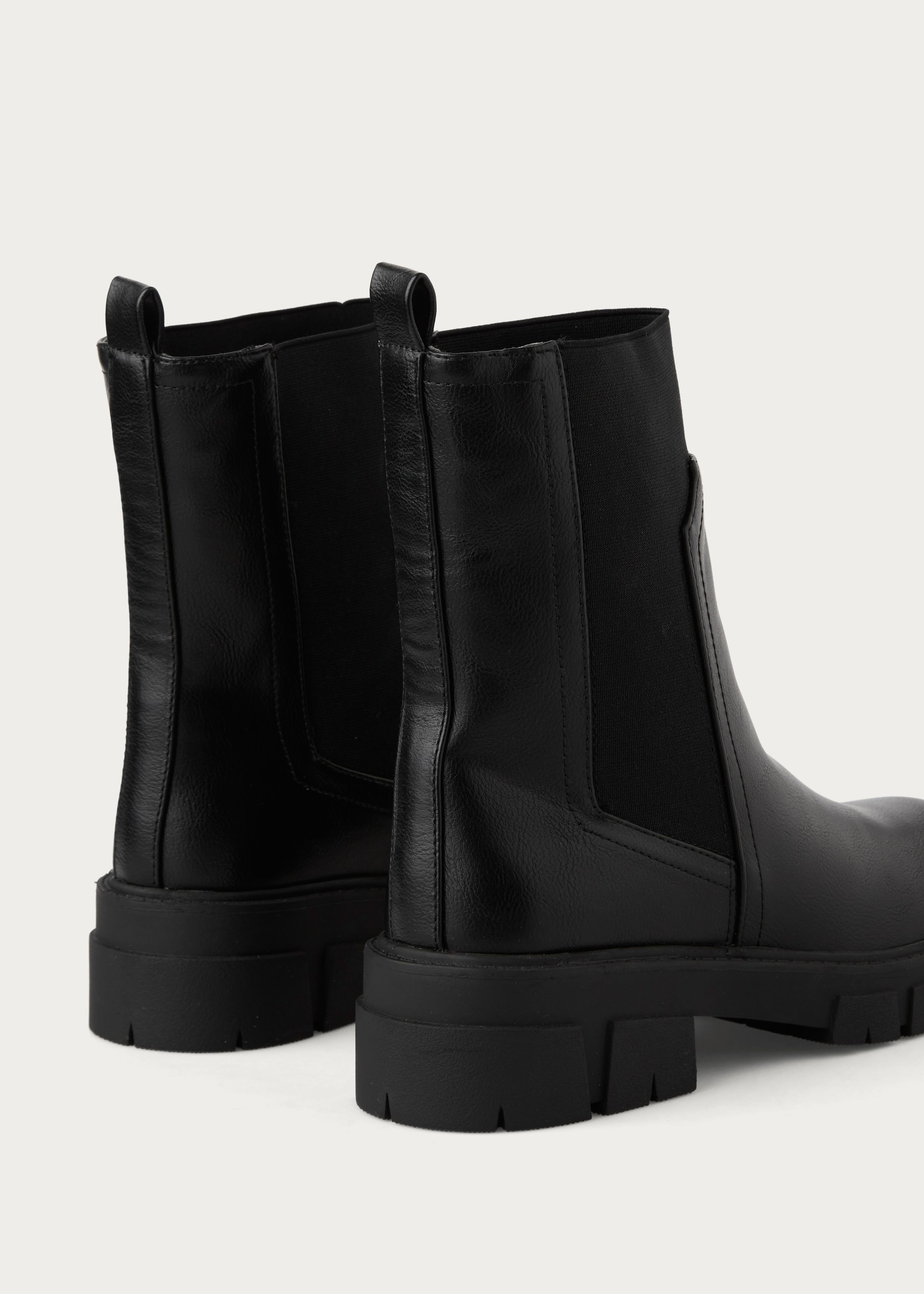 chelsea boots costes